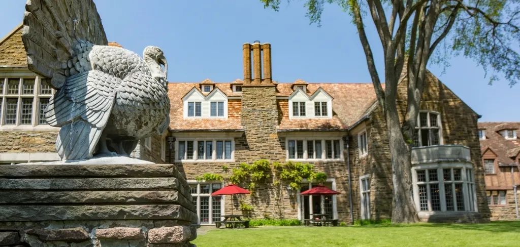 波士顿The Academy at Penguin Hall 企鹅馆学院介绍